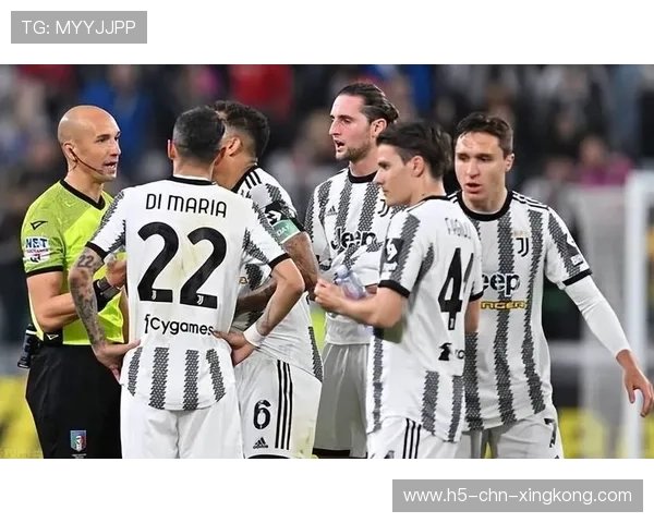 尤文中场的调度使锋线始终供球不断 尤文中场的调度使锋线始终供球不断