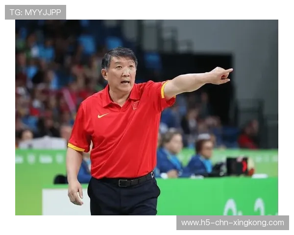 国字号教练更换引发舆论震荡,未来风向未明 国字号教练更换引发舆论震荡,未来风向未明