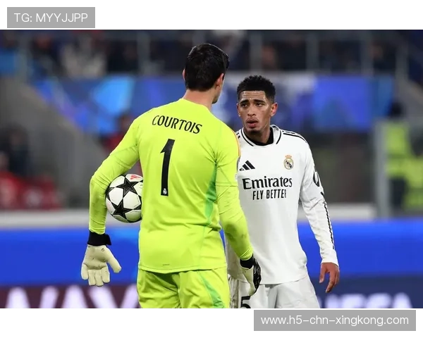 贝林厄姆飞身垫射建功，皇马锁定关键三分