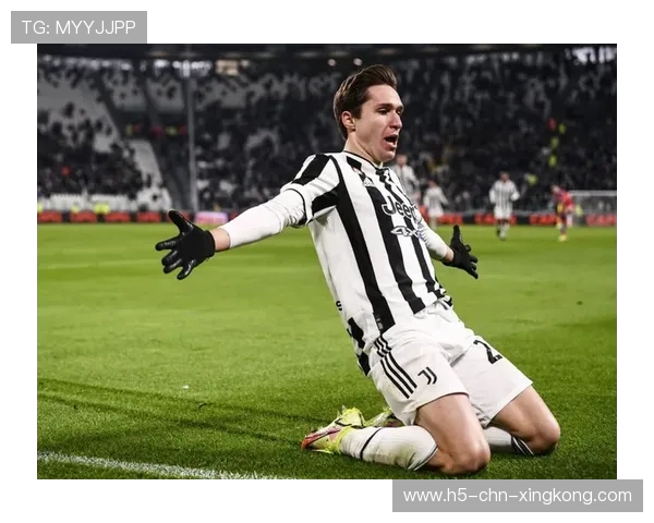 尤文基耶萨斜传助攻前锋门前冷静破门——从场上瞬间到日常专注的全景观察