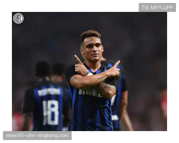 劳塔罗停球后转身小角度射门建功，国米锋线效率极高